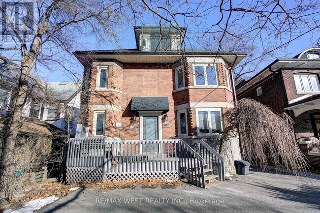 Photo du bâtiment - 187-187 High Park Ave