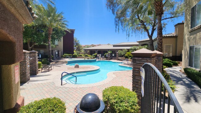 Foto del edificio - Gorgeous 1bed/1bath home nestled in a great area!