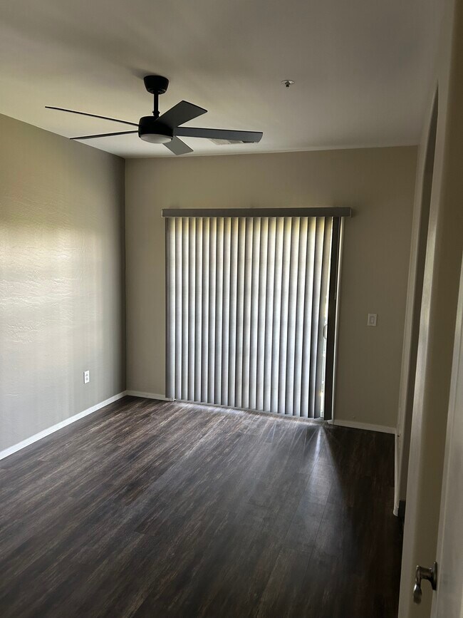 Foto del edificio - 3621 E Leslie Dr