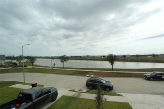 Building Photo - 1606 Cedar Pointe Ct