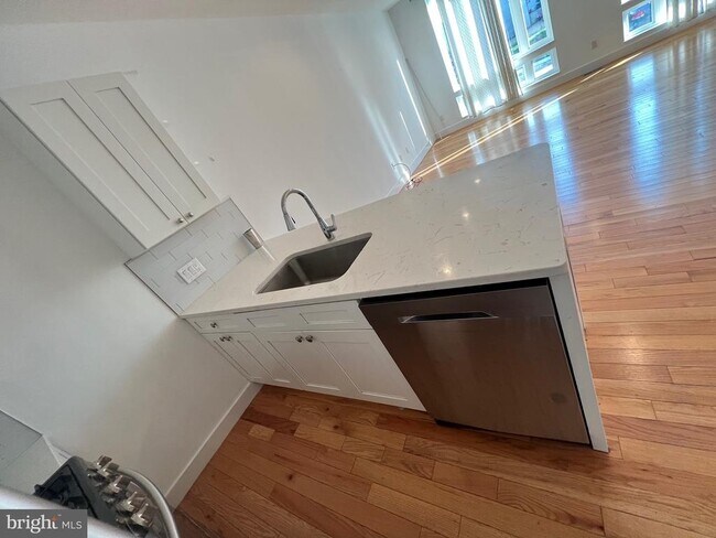 Foto del edificio - 1509-11 Parrish St
