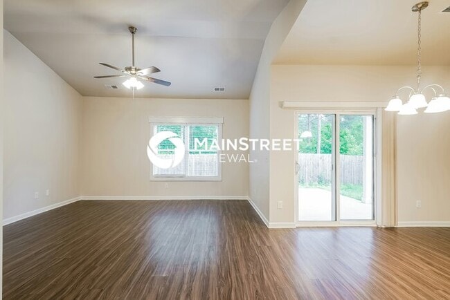 Foto del edificio - 4 Bedroom Pet-Friendly Home in CHELSEA, AL...
