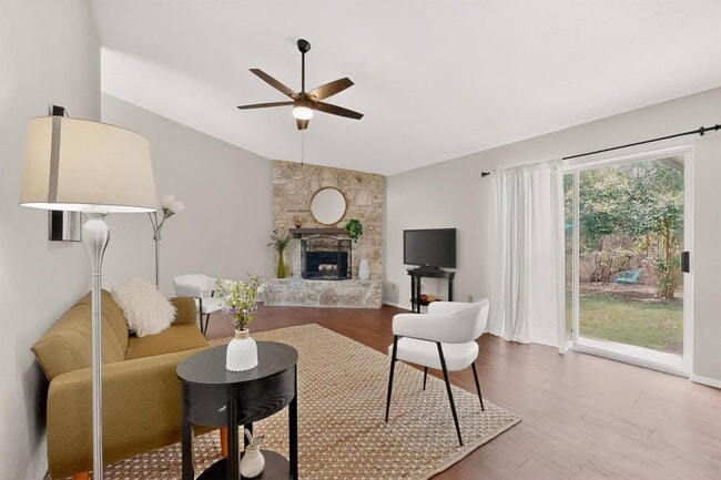 Building Photo - 3403 Burliegh Cove