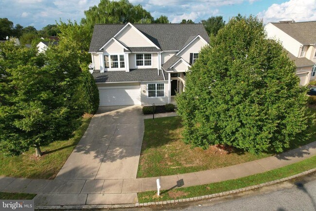 Building Photo - 106 Europa Blvd