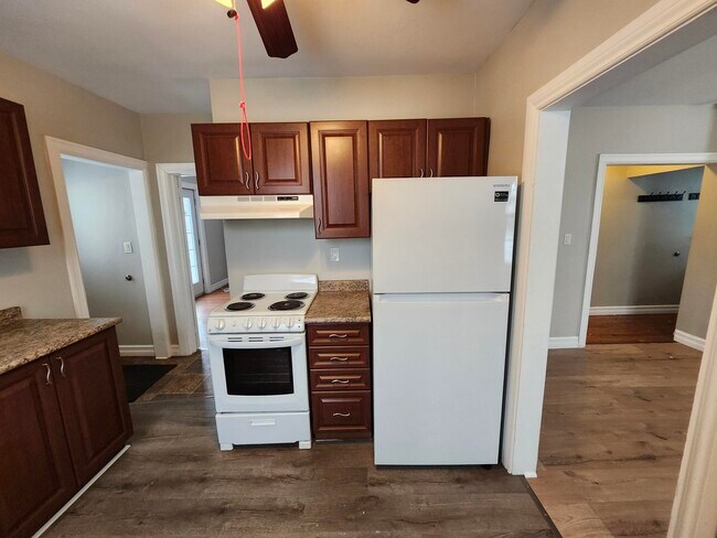 Photo du bâtiment - 379 Mansfield St