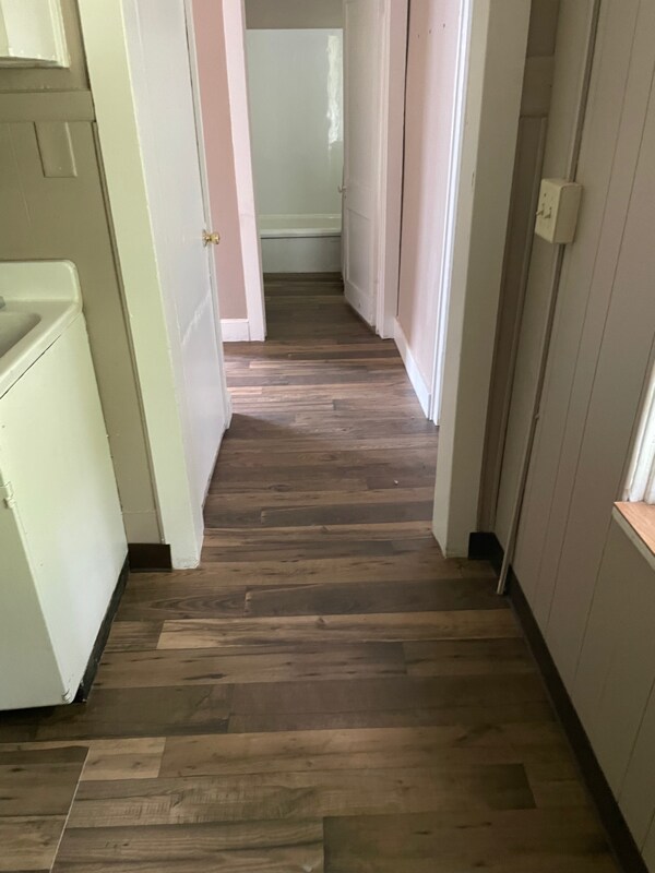 745 Fayette St Unit Rear Apt, Cumberland, MD 21502 Room for Rent in