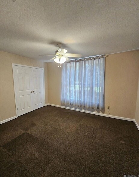 Foto del edificio - 1046 Sunshine Dr