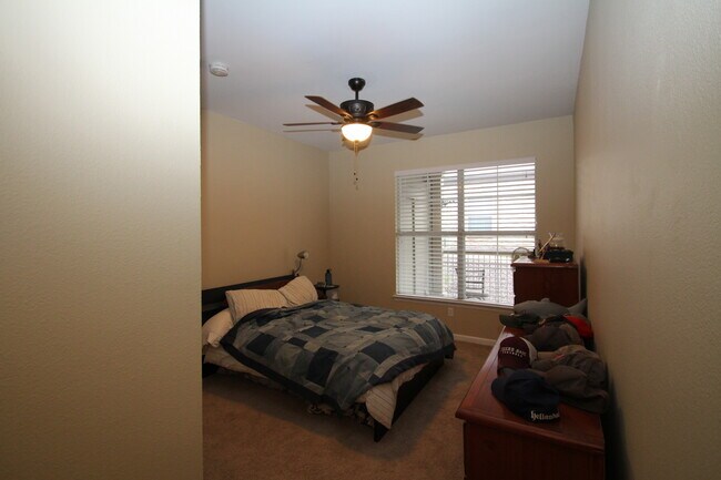 Master Bedroom - 7463 S Quail Cir