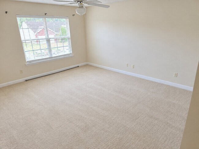 Foto del edificio - 5033 Timber Trail Dr