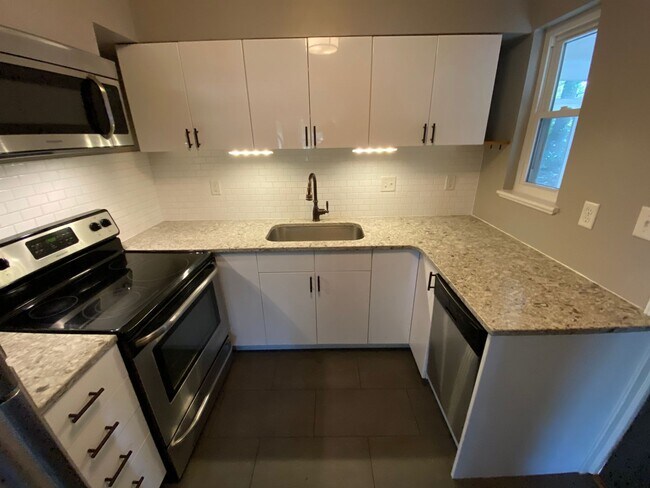 Foto del edificio - 53 E 66th St