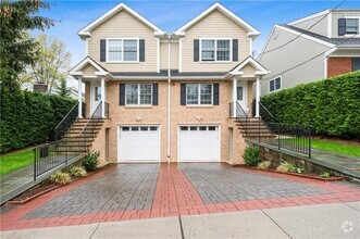 Building Photo - 94 Thatcher Ave
