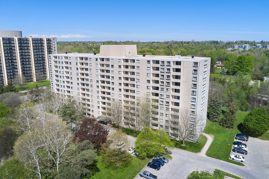 Building Photo - 160 Cherryhill Pl