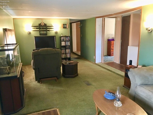 living room - 1009 Co Rd 42