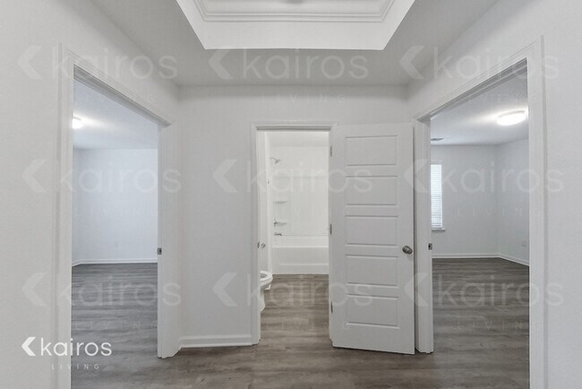 Foto del edificio - 11358 Camden Ct Cir