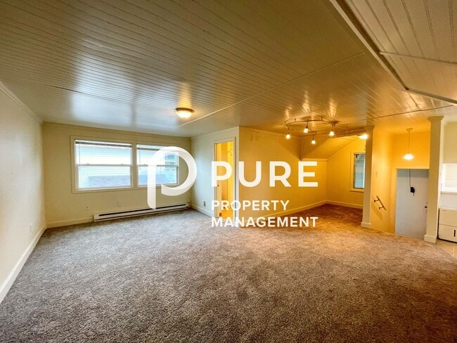 Building Photo - 0637-01PP