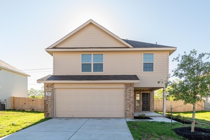 Foto principal - Tesoro Hills - 5018 War Horse Drive, San A...