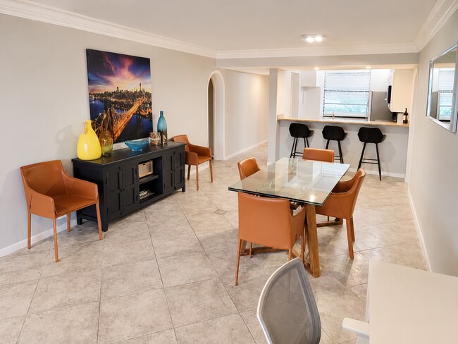 Foto del edificio - 3540 Whitehall Dr