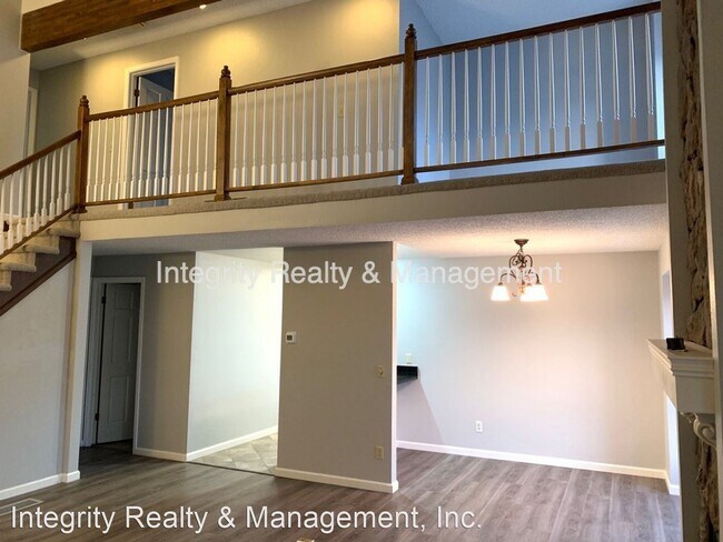 Building Photo - 2 br, 3 bath House - 6418 S Hudson St
