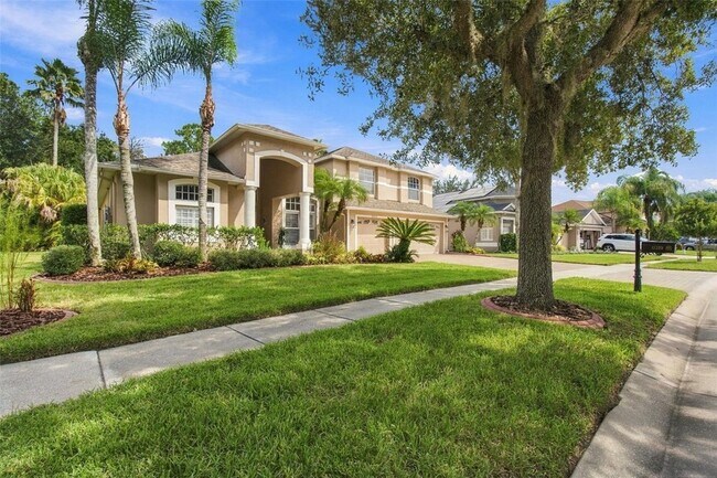 Foto del edificio - 17323 Emerald Chase Dr