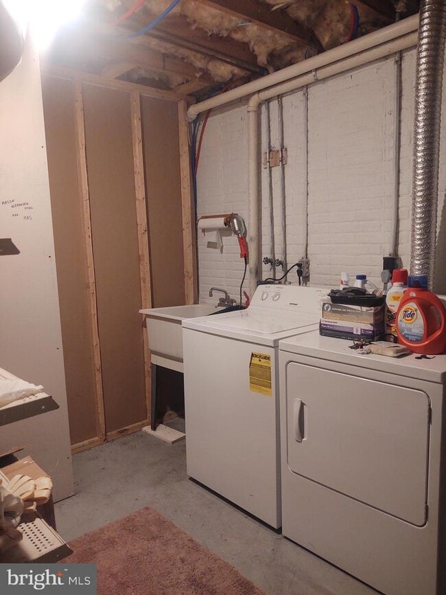Building Photo - 10 Grimes Ct