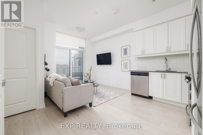 Building Photo - 8-318 Nahani Way
