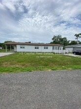 Building Photo - 143 Kinder Ln