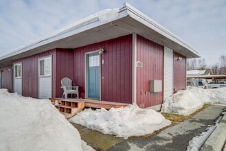 Building Photo - 909 E 46th Ct