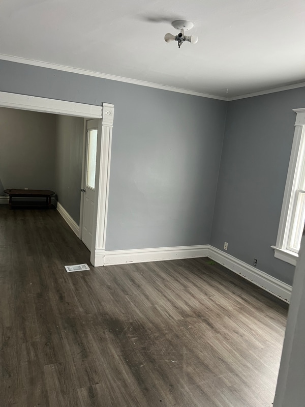 Building Photo - 1221 9th St