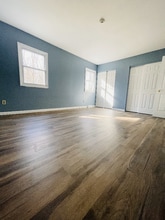 Building Photo - 14 Southbury Rd