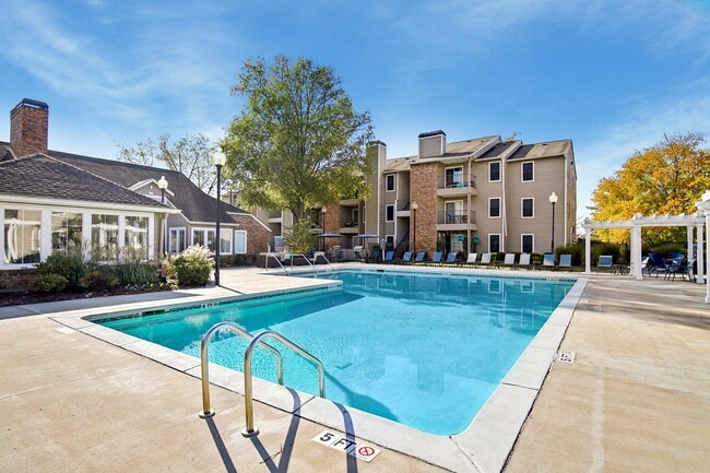 Foto del edificio - 1070 Main Apartments