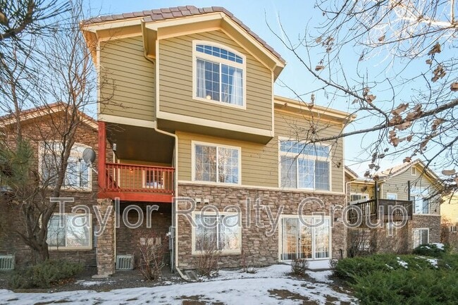 Building Photo - 22951 E Roxbury Dr