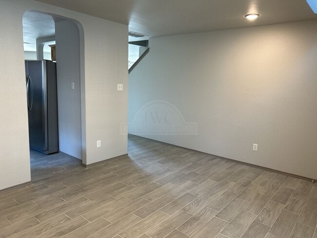 Foto del edificio - 5308 Birmingham Cir