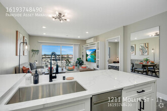 Building Photo - 1211 Mollie St