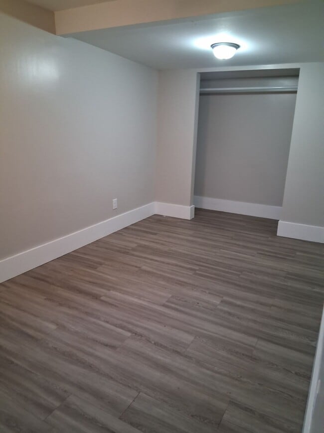 Building Photo - 203 Kensi Dr