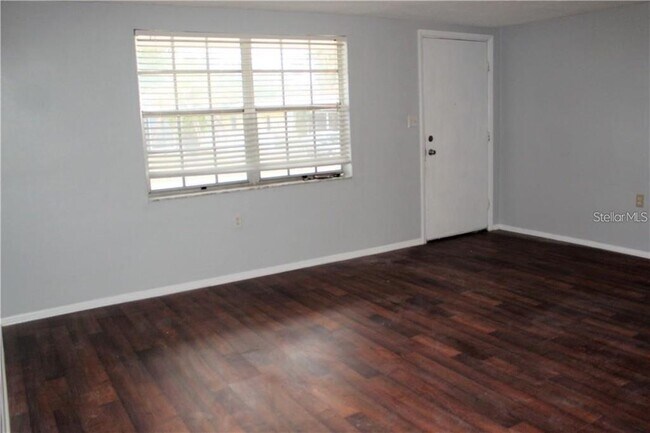 Foto del edificio - 9920 Gray Fox Ln