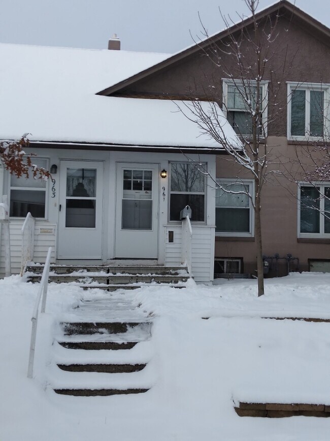 Building Photo - 961 87th Ave W