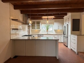 Building Photo - 641 Garcia St
