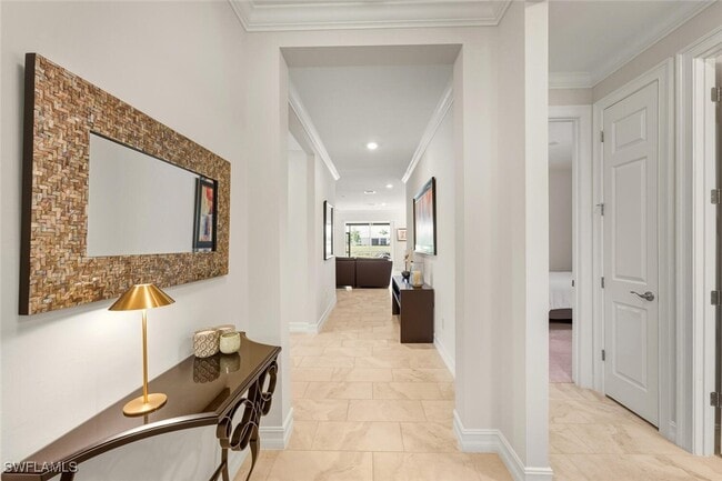 Building Photo - 28044 Sanibel Sands St