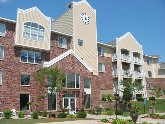 Building Photo - Orono Woods Senior Living