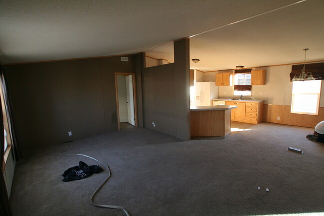 Foto del edificio - 3 bedroom 2 bathroom manufactured home