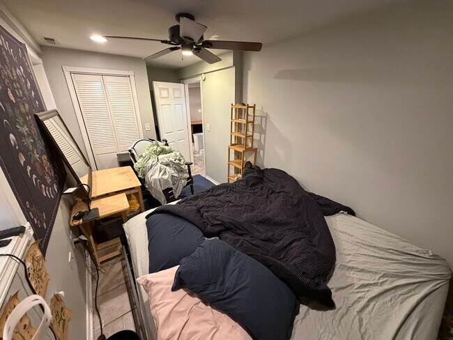 Foto del edificio - 1304 N Campbell Ave