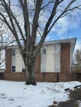 Building Photo - 3013 Rotunda Ct S