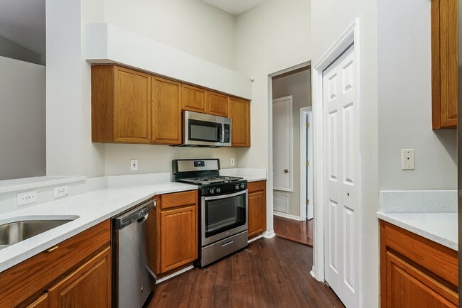 Foto del edificio - 3807 Lockridge Dr