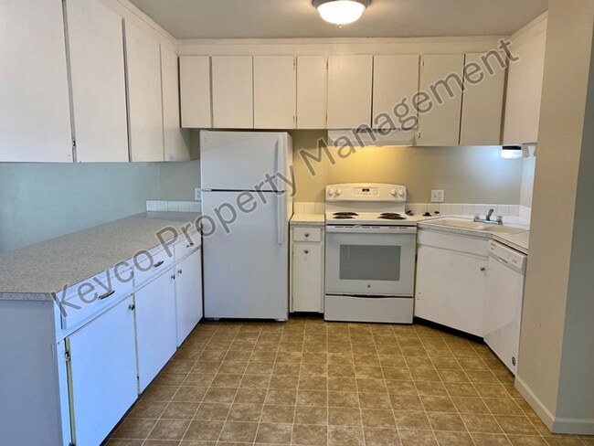 Foto del edificio - 2801-2805 Stanford Rd