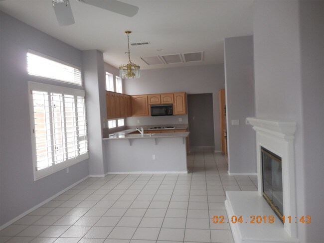 Building Photo - 9360 Villa Ridge Dr