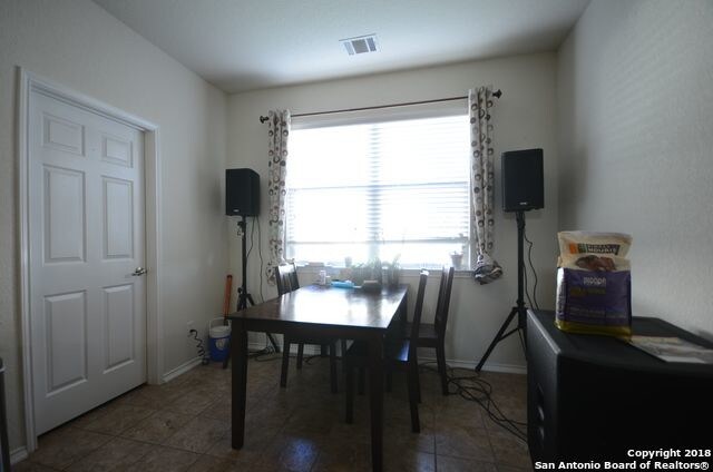 Foto del edificio - 9611 Cafe Terrace