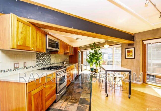 Foto del edificio - 18 Lansing St