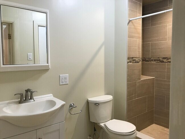 Foto del edificio - 1429 Spruce St
