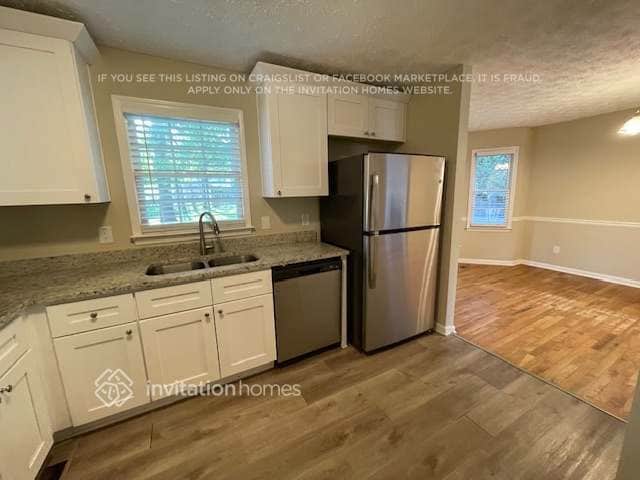 Building Photo - 425 Austin Dr