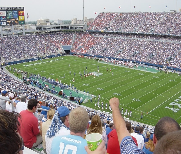 Fans cheer for the Kentucky Wildcats at Kroger Field